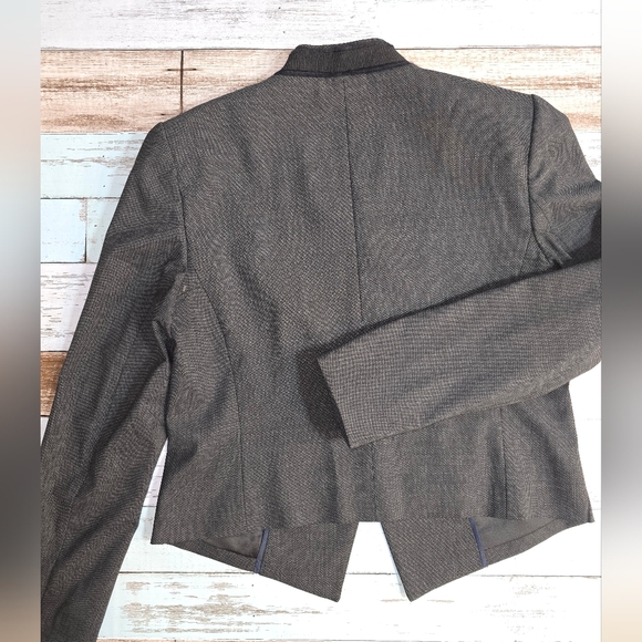 Elie Tahari Blazer - Picture 3 of 8